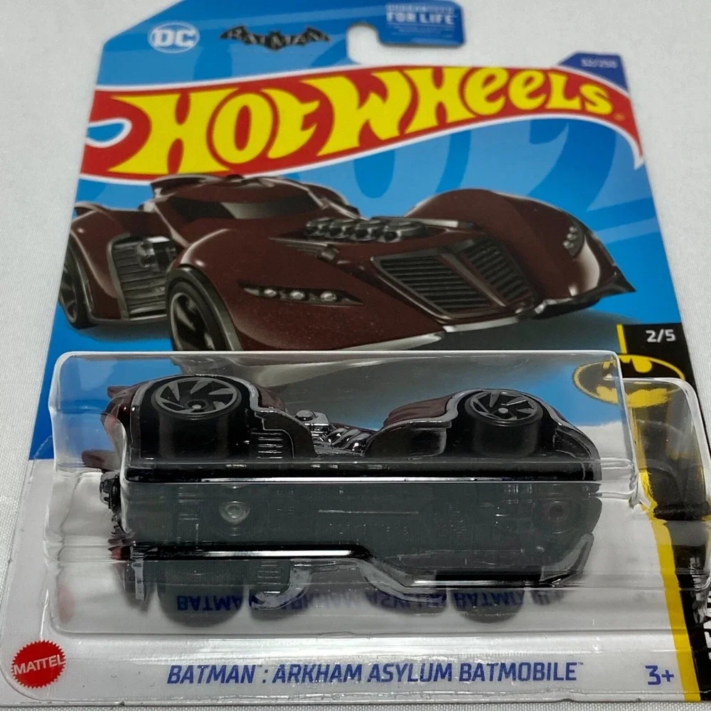 Hot‎ Wheels Batman Arkham Asylum Batmobile 32/250 Batman 2/5 Brown 1:64 NIP 2022